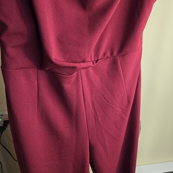 Alexia Admor NWT Draped One Shoulder Jumpsuit Fuchsia XL - Picture 4 of 12